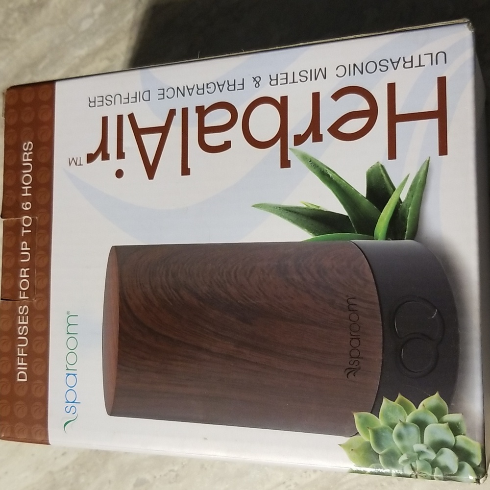 Herbal Air ultrasonic mister and fragrance diffuser used